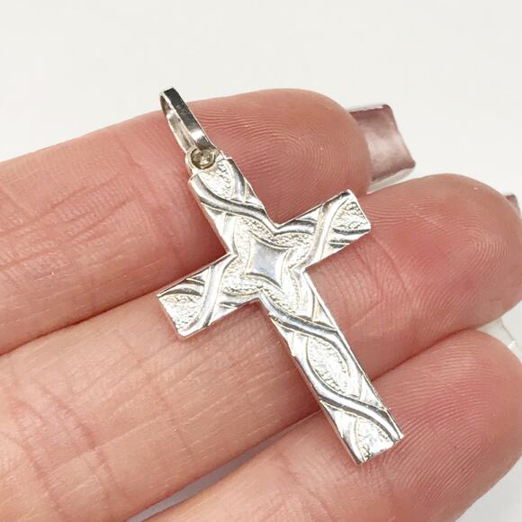 Vintage Italy 925 Sterling Silver Cross Necklace Pendant Pebbled Textured Star - Picture 6 of 9
